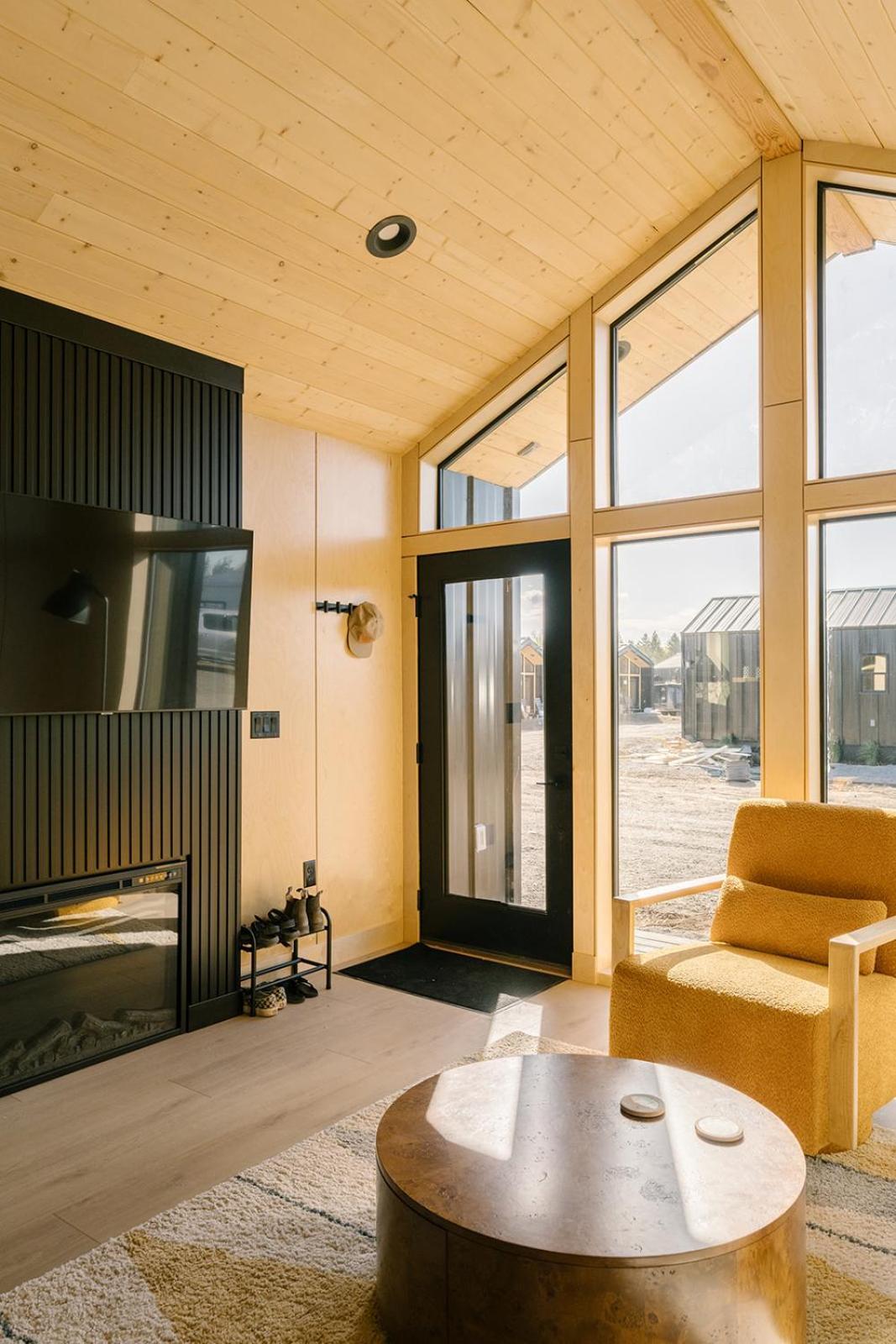 Yellowstone Peaks Hotel Island Park Buitenkant foto